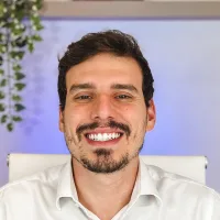 Dr. Pedro Conelian